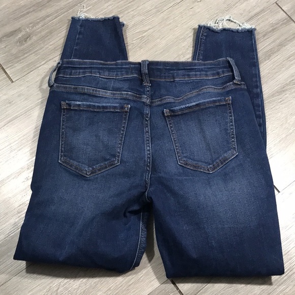 Eunina Jude Mid-Rise Skinny Distressed Ankle Jeans size 7 - Picture 8 of 9